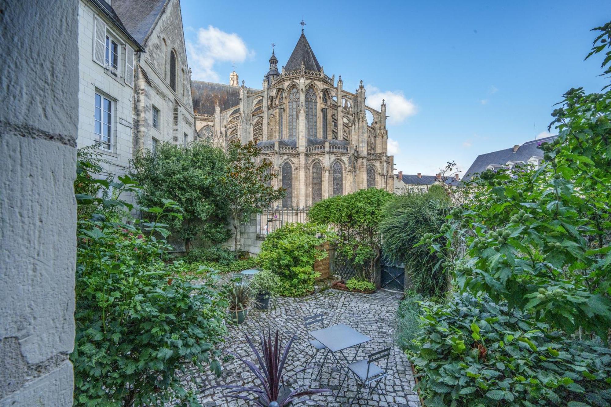 Appartement Raffine Vue Cathedrale, Jardin, Wifi ตูร์ ภายนอก รูปภาพ
