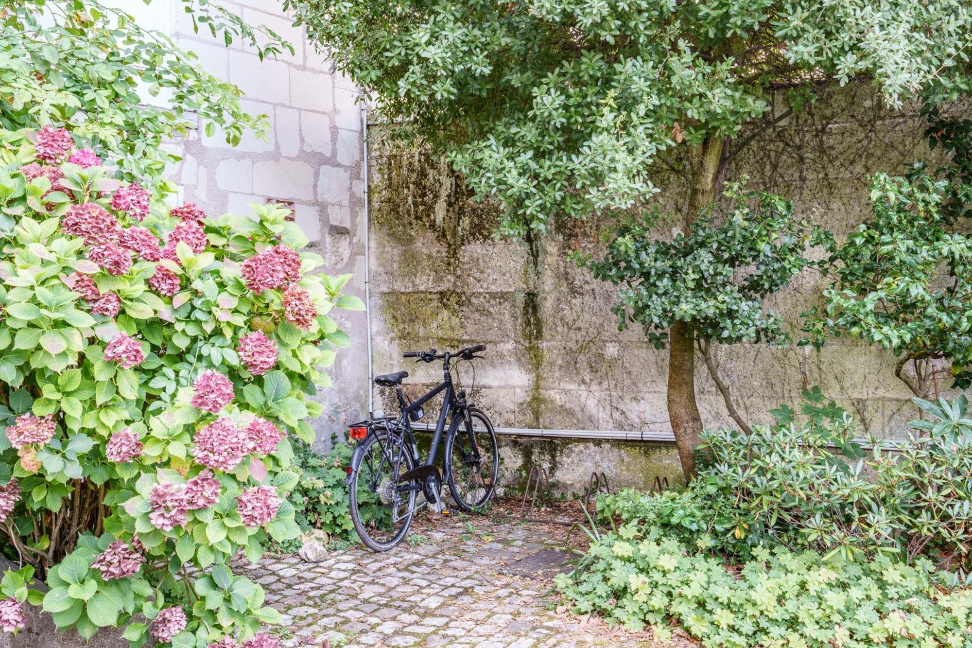 Appartement Raffine Vue Cathedrale, Jardin, Wifi ตูร์ ภายนอก รูปภาพ